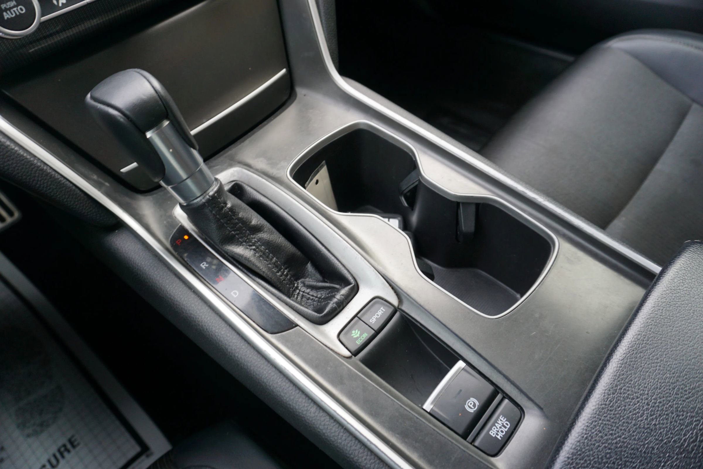 Used 2018 Honda Accord Sport image 37