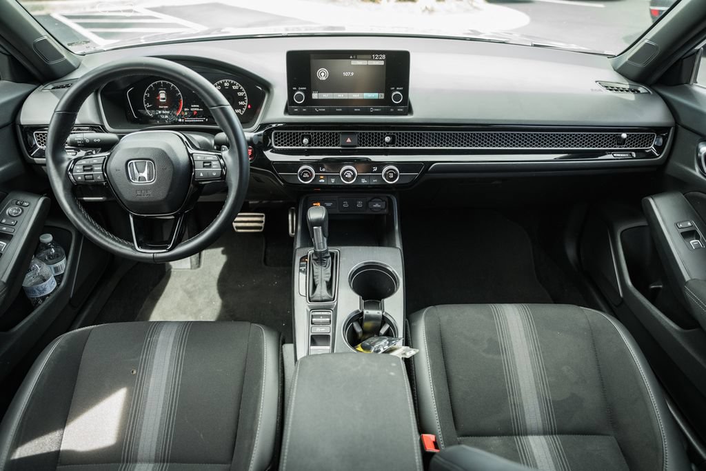 Used 2025 Honda Civic Sport image 18