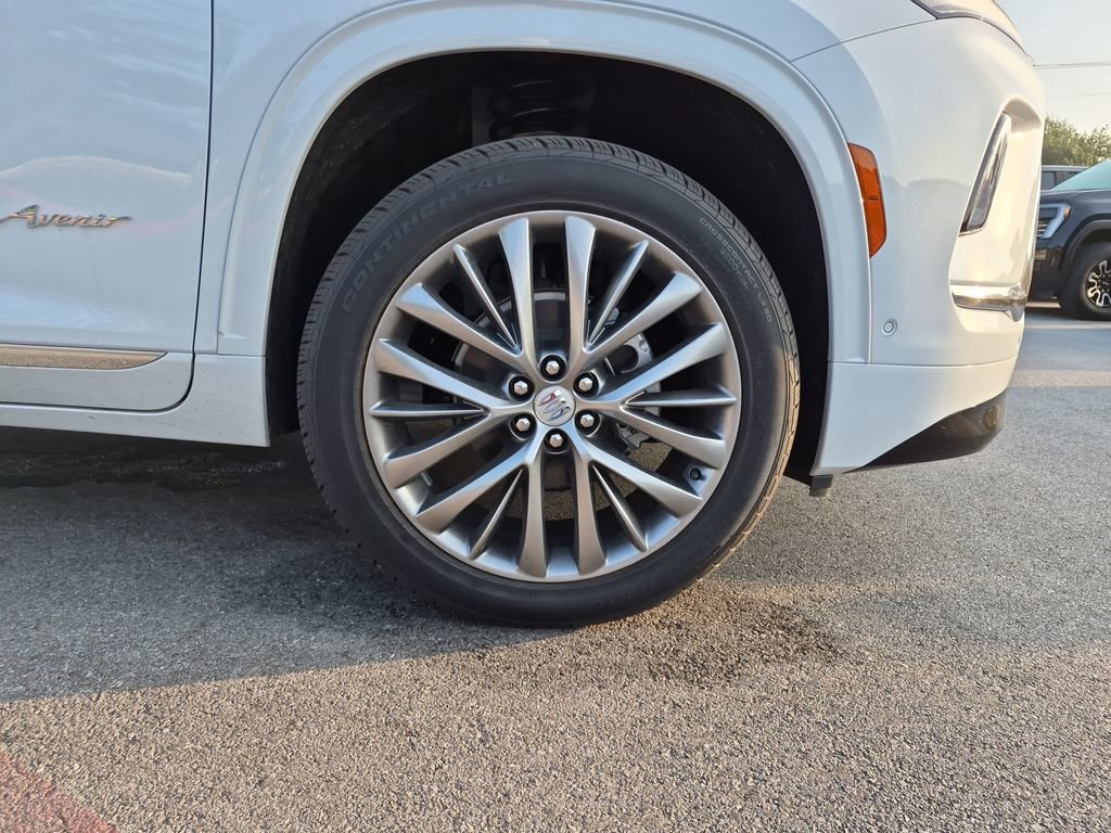 New 2026 Buick Enclave Avenir w/ Super Cruise Package FWD image 16