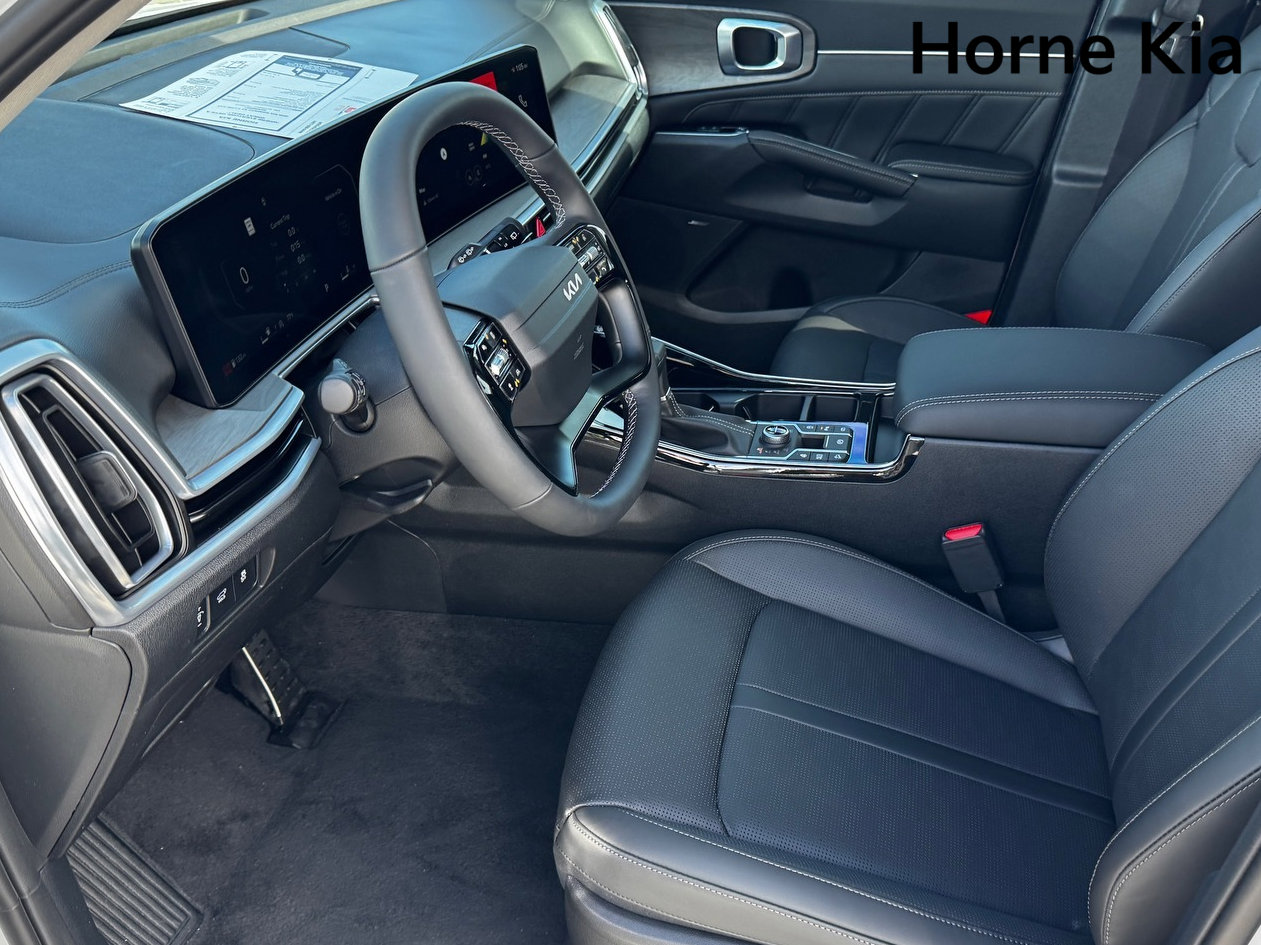 New 2026 Kia Sorento SX image 9