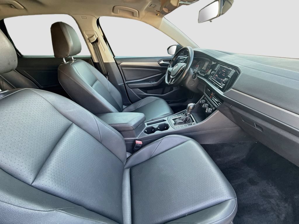 Used 2019 Volkswagen Jetta SE w/ Cold Weather Package FWD image 27