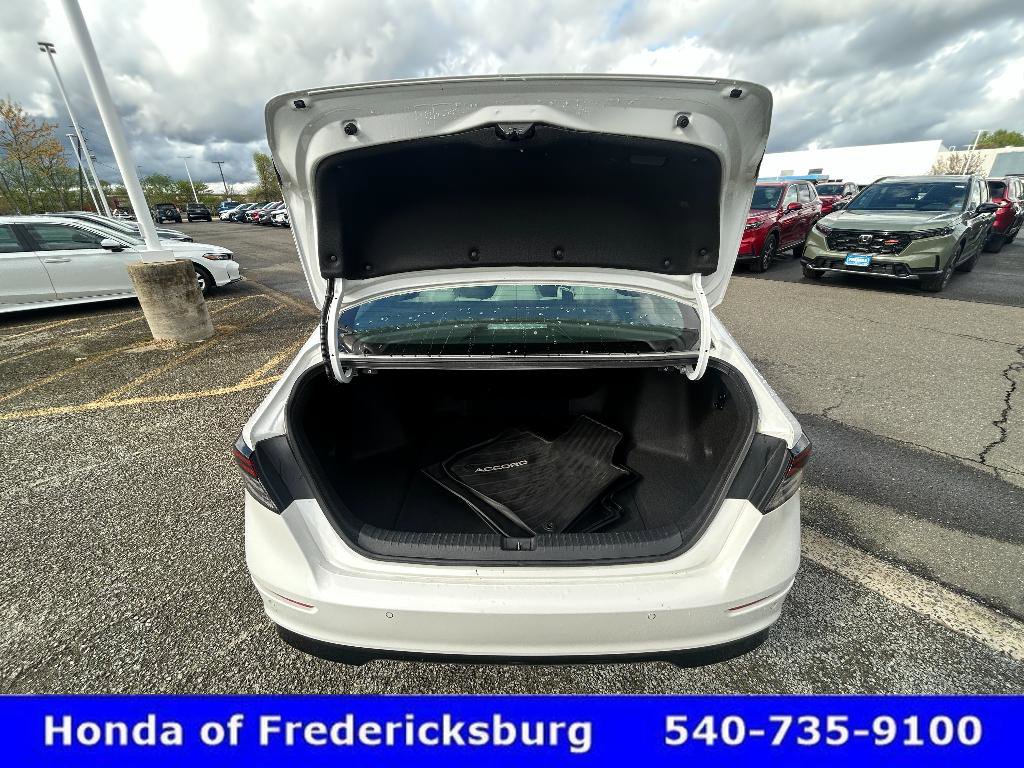 Certified 2023 Honda Accord Touring image 11