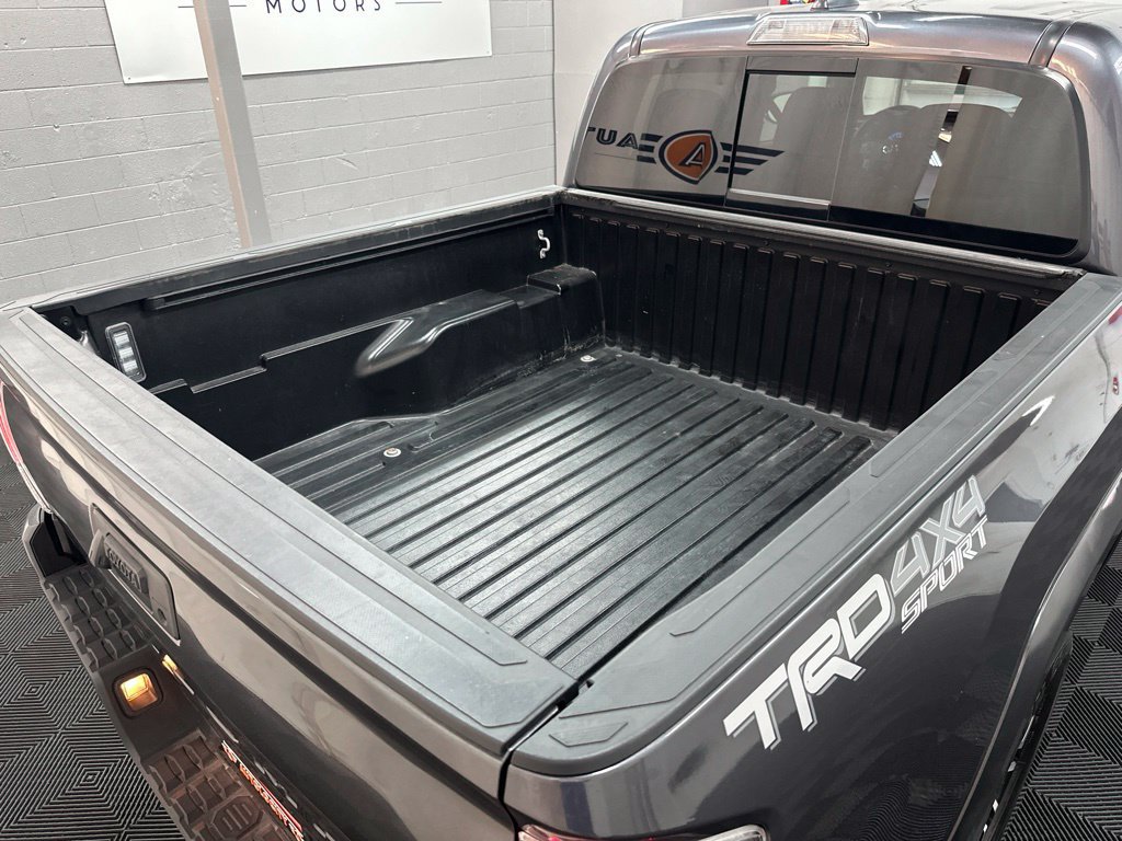 Used 2023 Toyota Tacoma TRD Sport w/ Technology Package AWD/4WD image 11