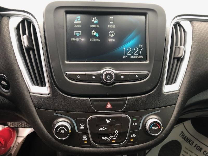 Used 2016 Chevrolet Malibu LT image 22