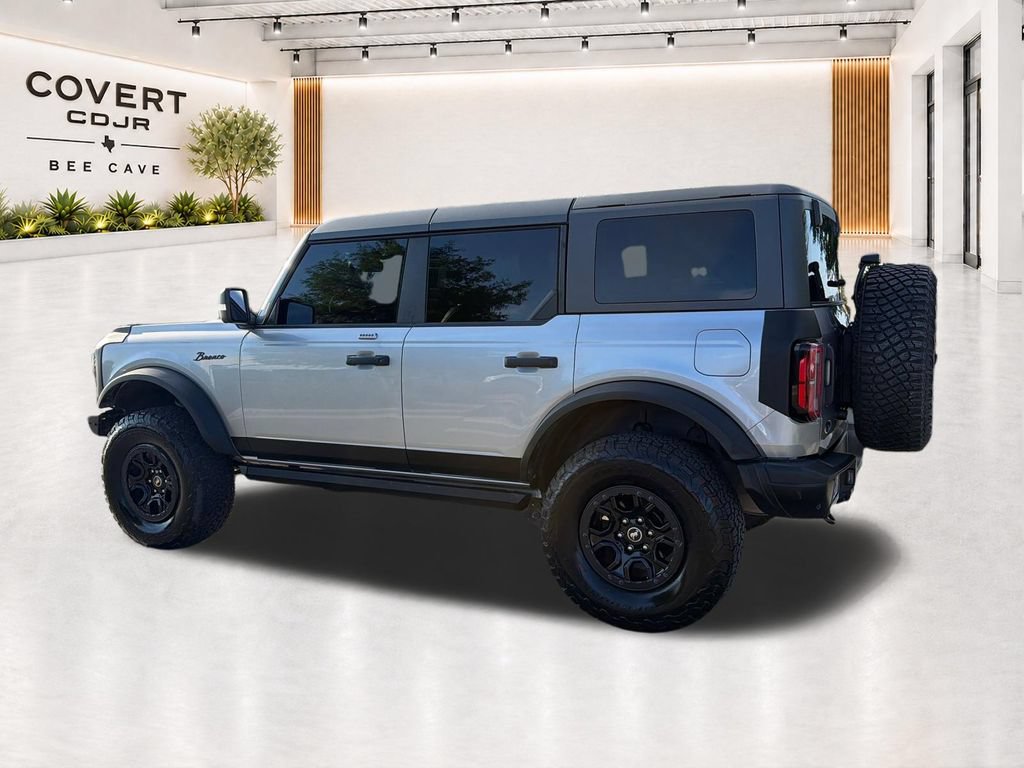 Used 2022 Ford Bronco Badlands w/ Sasquatch Package AWD/4WD image 9
