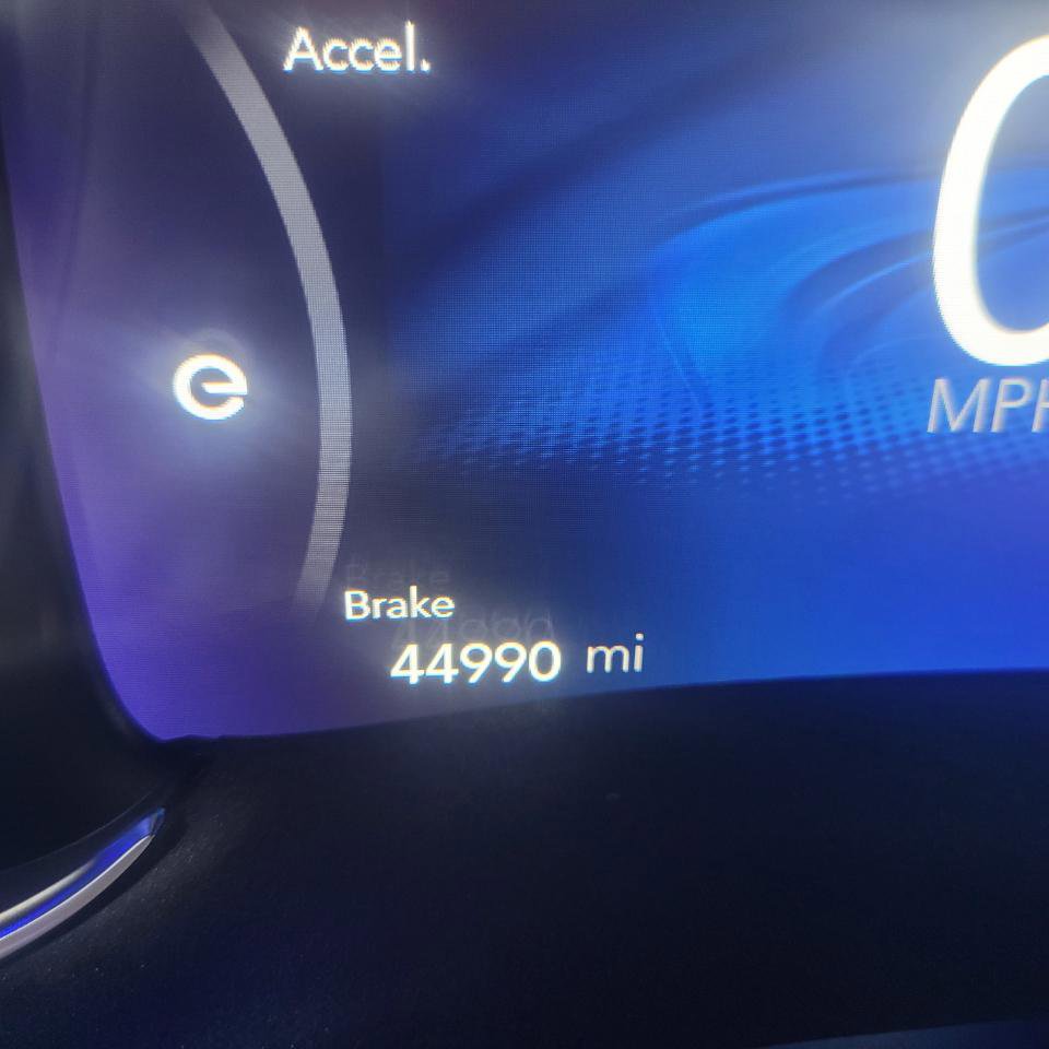 Used 2017 Chrysler Pacifica Touring Plus image 16