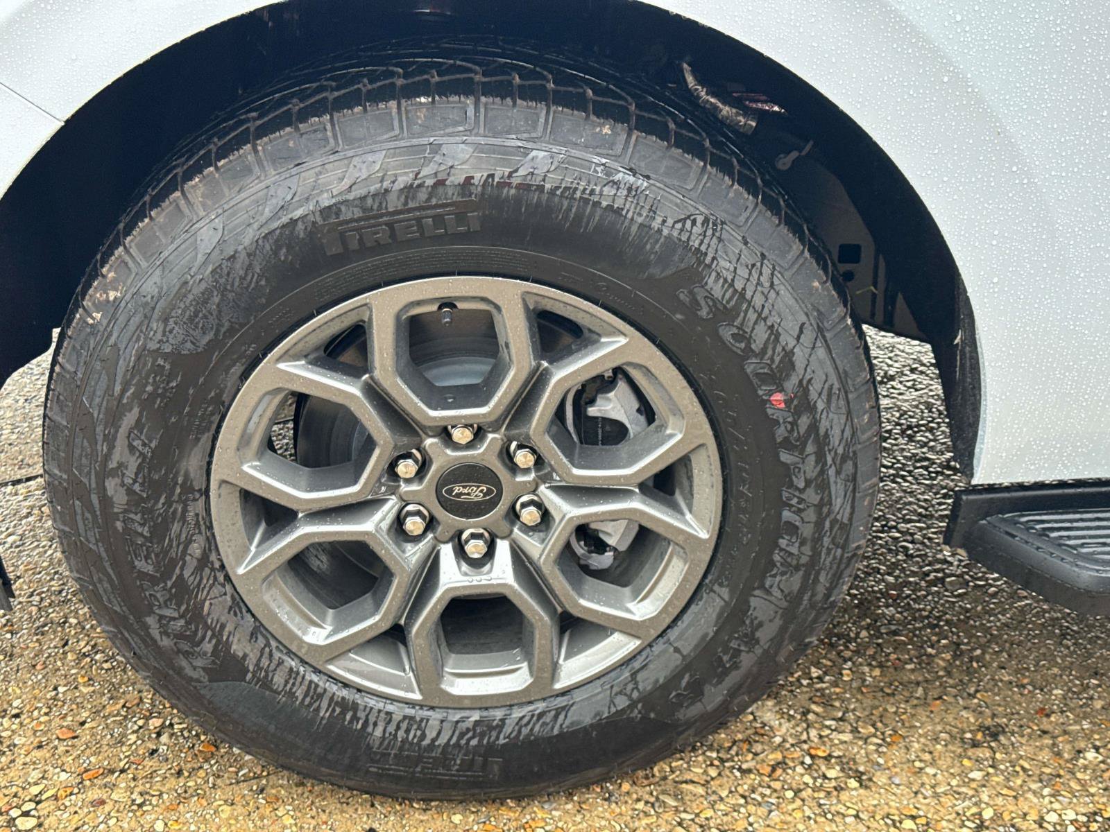 New 2026 Ford Expedition Active RWD image 3
