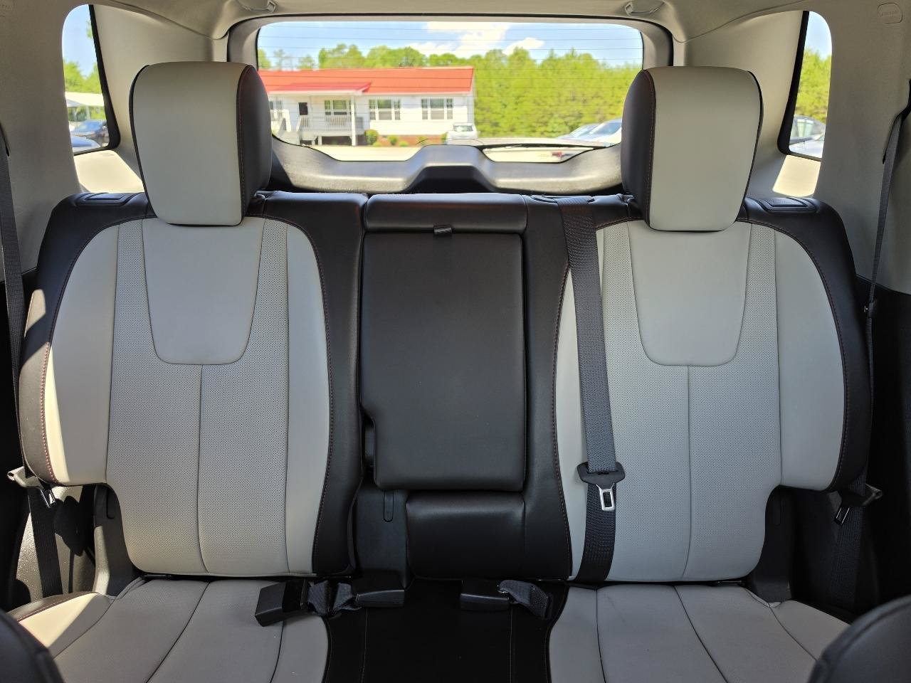 Used 2015 GMC Terrain SLT w/ Open Road Package AWD/4WD image 8