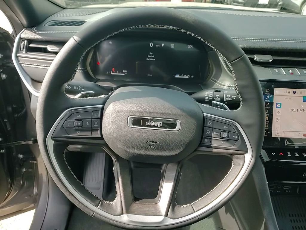 New 2026 Jeep Grand Cherokee L Limited image 24