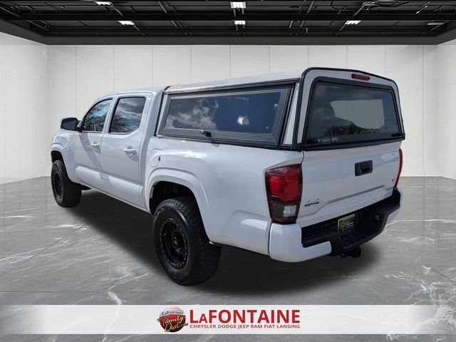 Used 2021 Toyota Tacoma SR AWD/4WD image 3