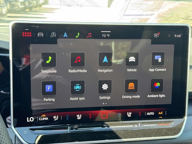 New 2026 Volkswagen GTI SE FWD image 10