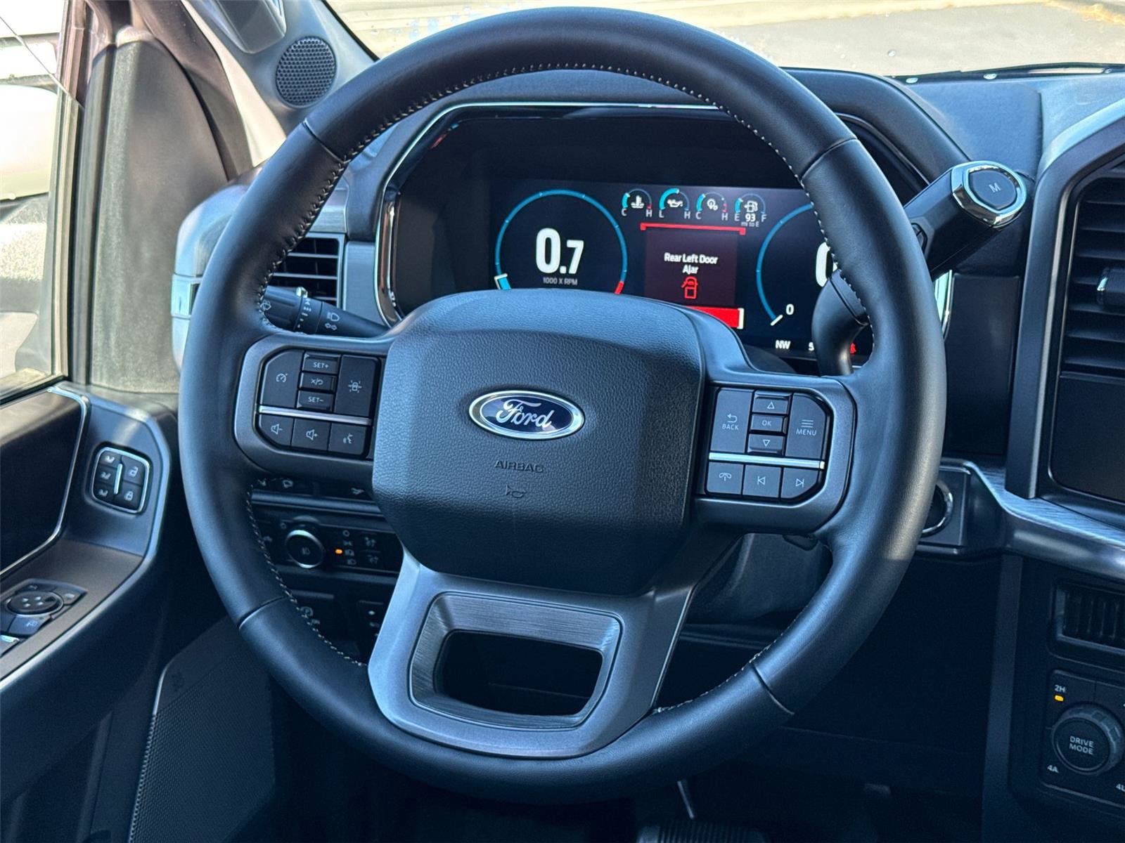 Used 2022 Ford F150 Lariat w/ Equipment Group 501A Mid image 24