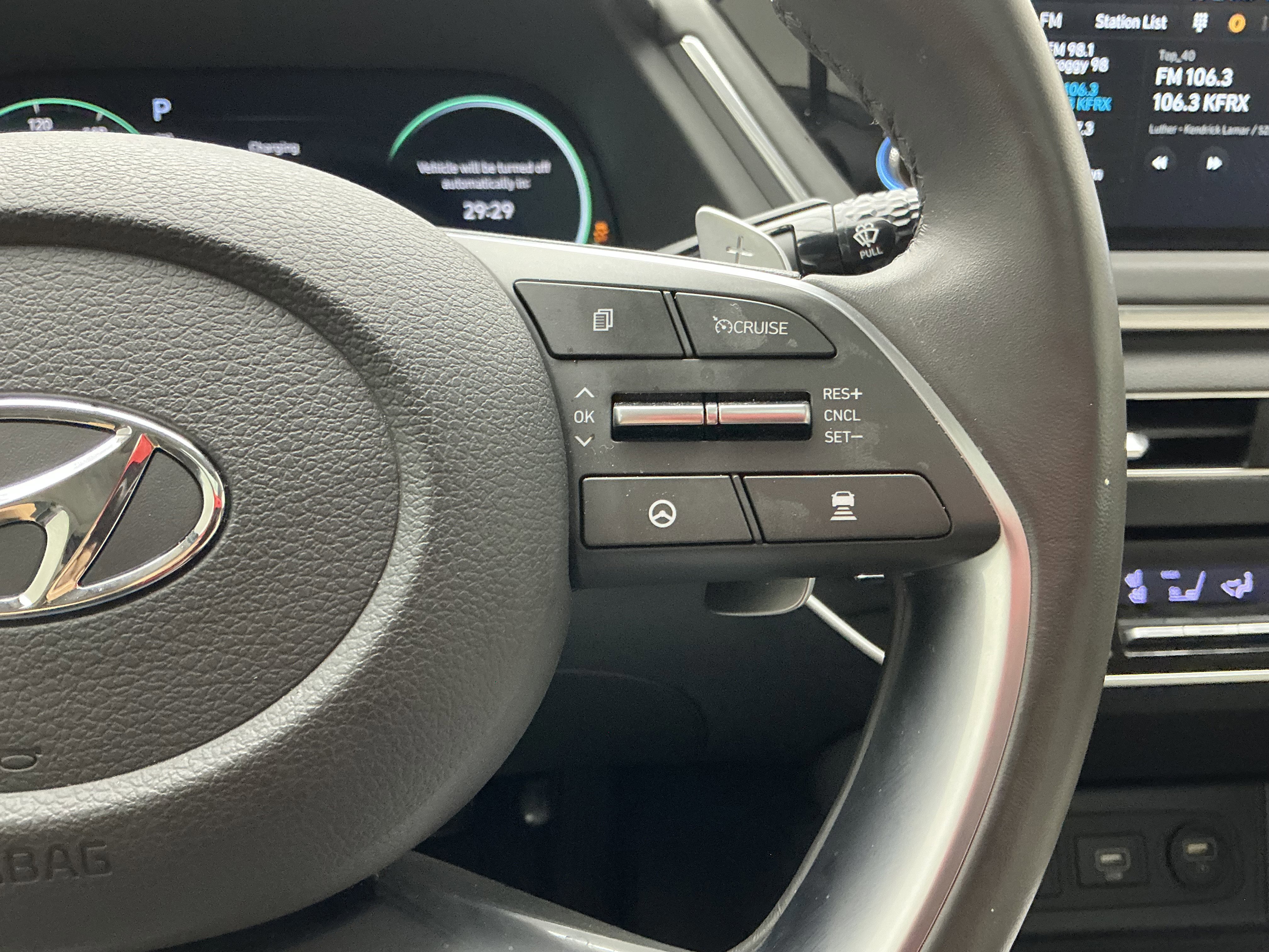 Used 2023 Hyundai Sonata Limited w/ Cargo Package image 10