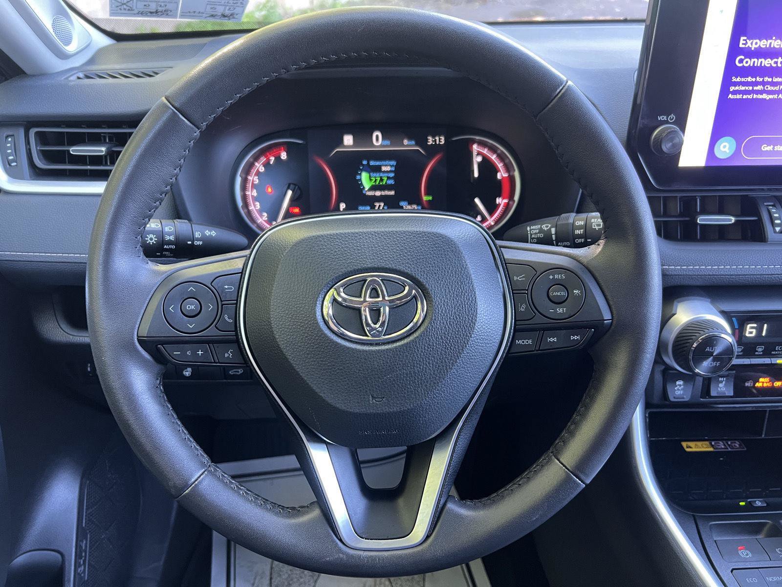 Used 2025 Toyota RAV4 XLE Premium w/ Weather Package AWD/4WD image 20