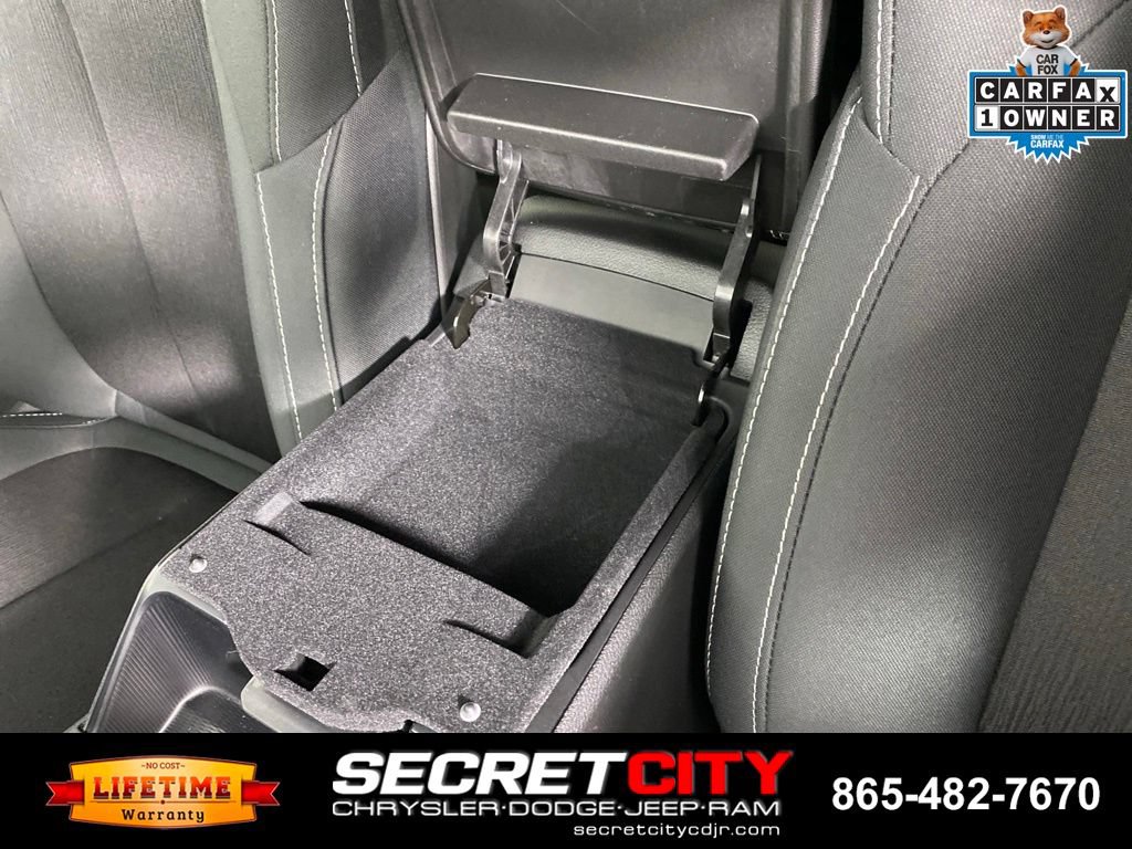 Used 2024 Jeep Grand Cherokee L Laredo AWD/4WD image 24