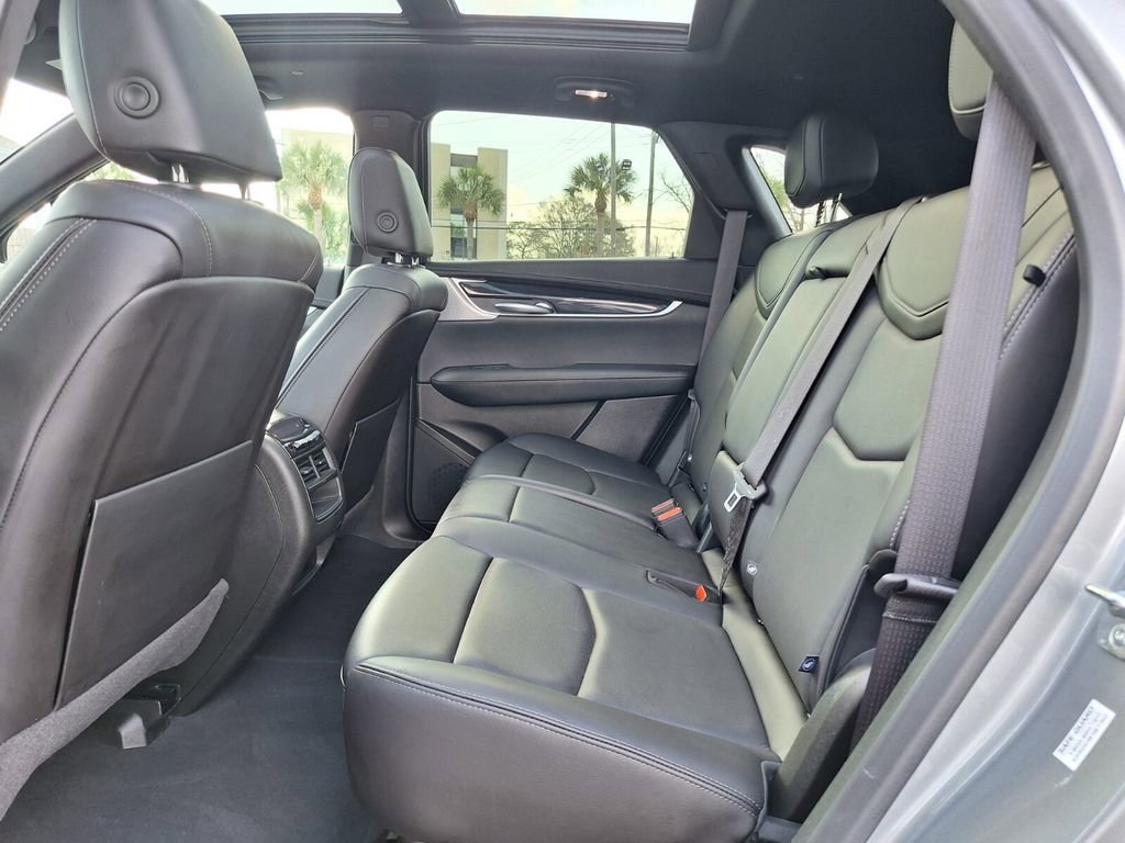 Certified 2024 Cadillac XT5 Premium Luxury image 11