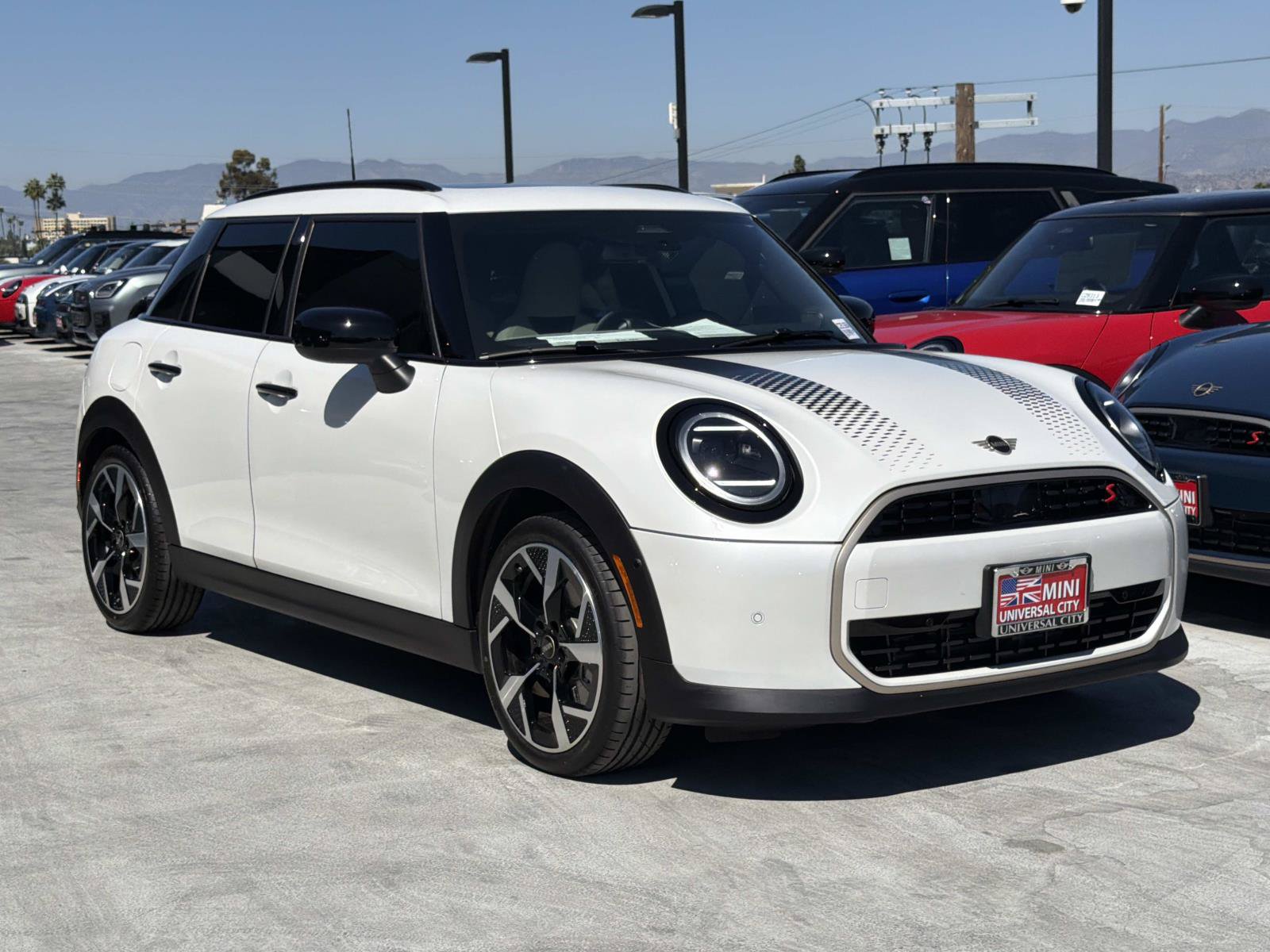 Used 2026 MINI Cooper S FWD image 2