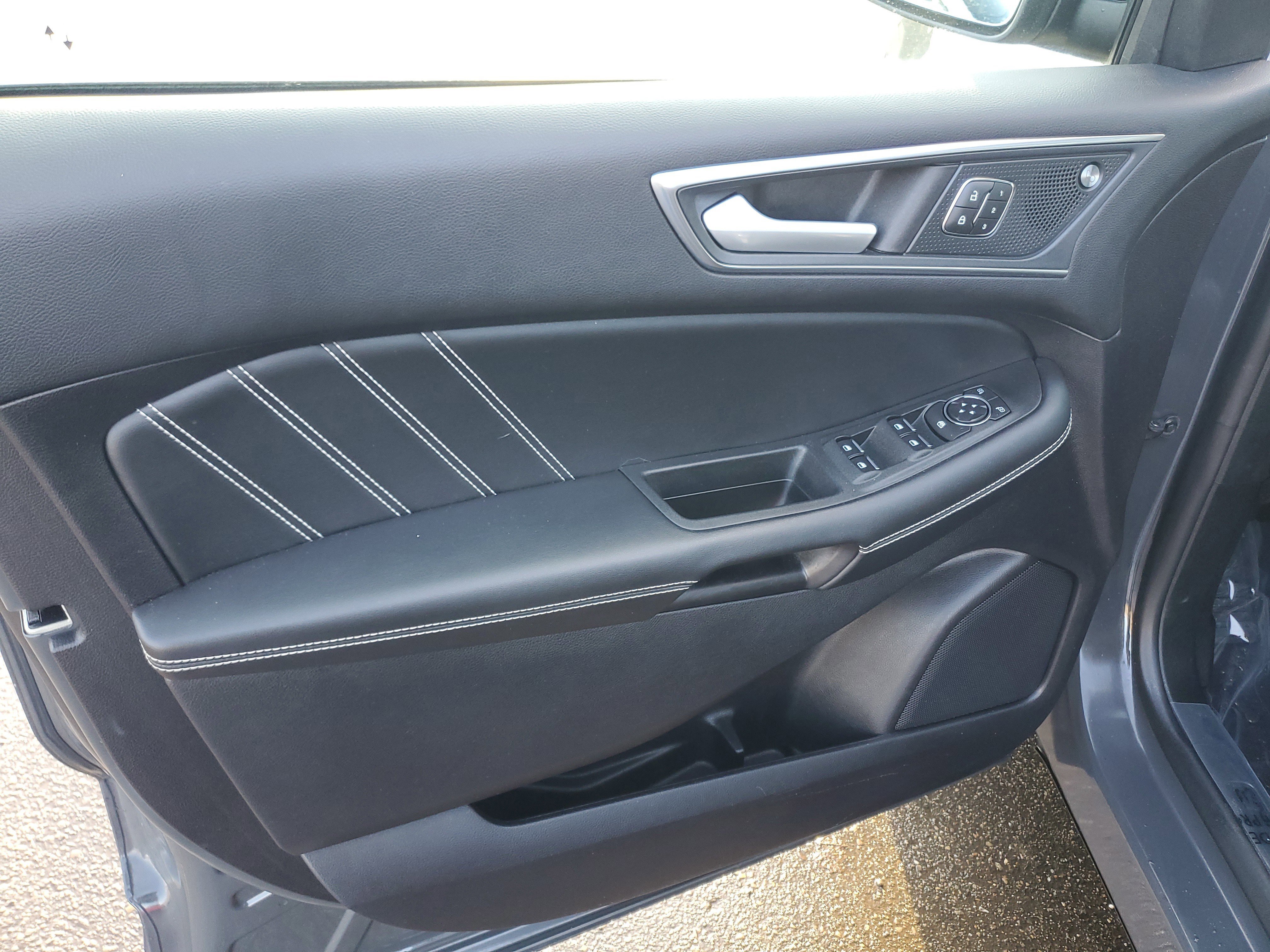 Used 2021 Ford Edge ST w/ Equipment Group 401A image 10