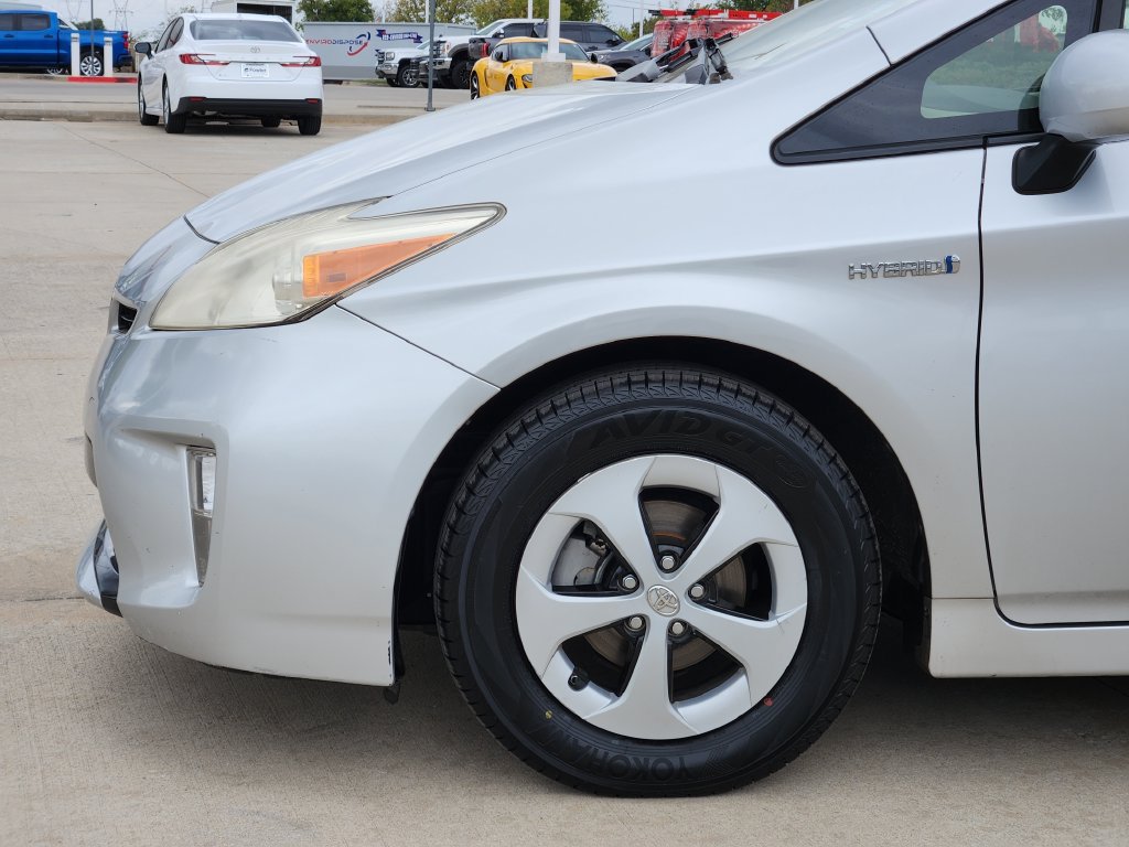 Used 2013 Toyota Prius Three FWD image 9
