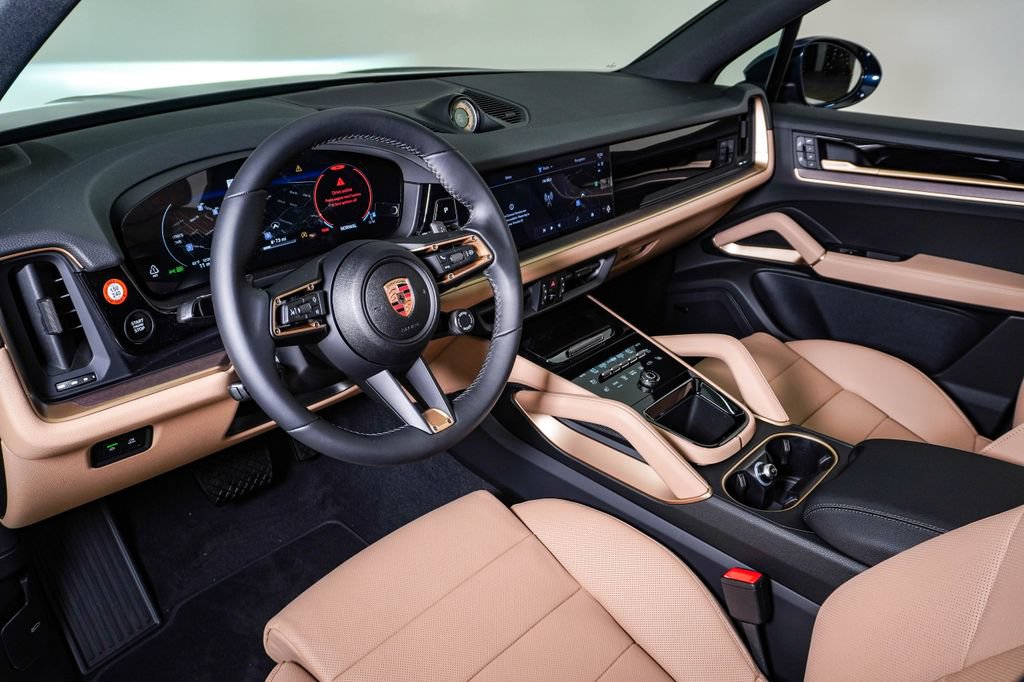 New 2026 Porsche Cayenne AWD/4WD image 4