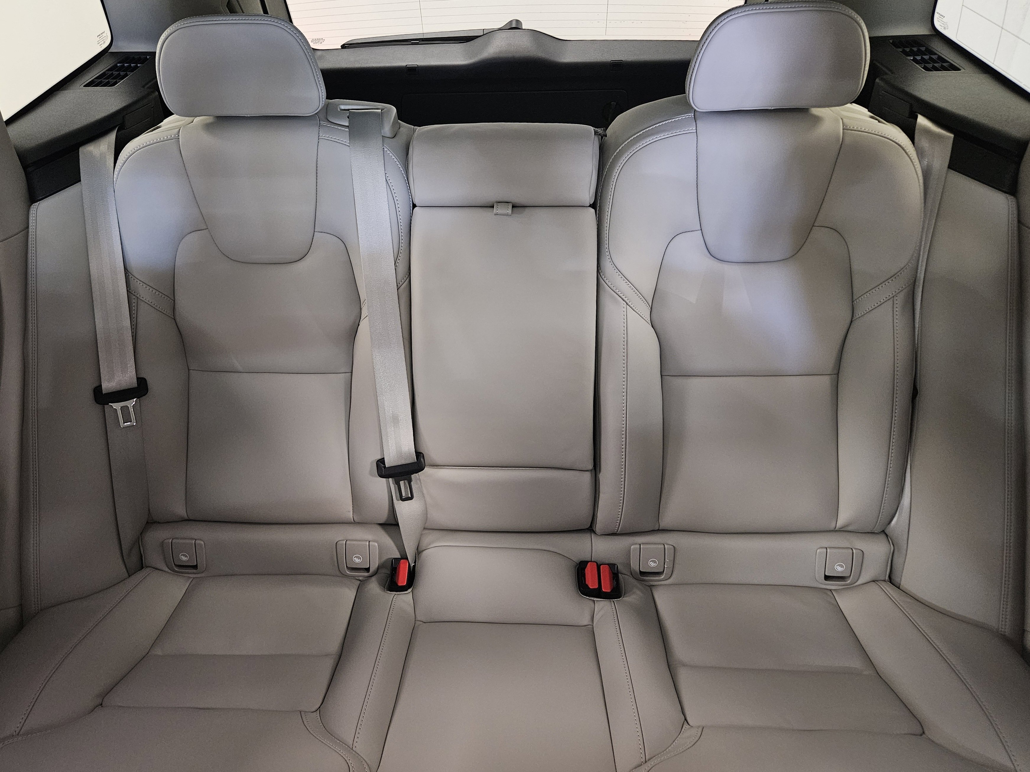 New 2026 Volvo XC60 B5 Ultra w/ Protection Package Premier image 45