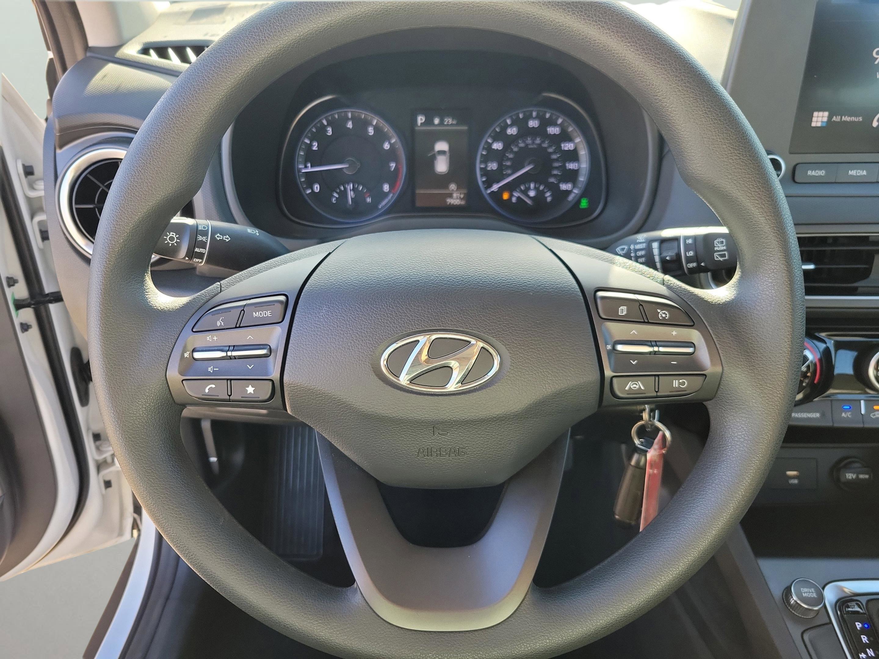 Certified 2023 Hyundai Kona SE w/ Cargo Package image 18