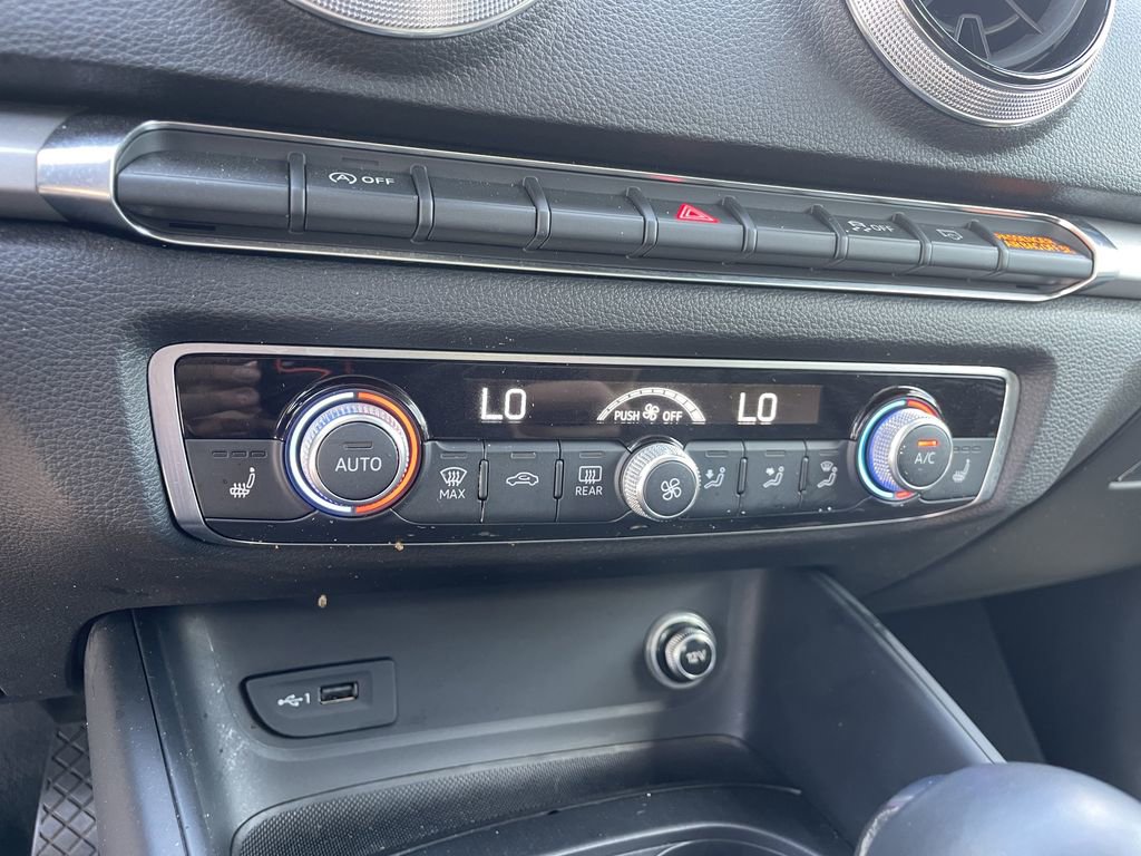 Used 2019 Audi A3 2.0T Premium image 22