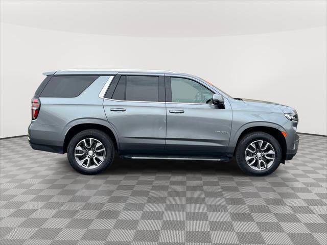 Used 2022 Chevrolet Tahoe LT w/ Luxury Package AWD/4WD image 4