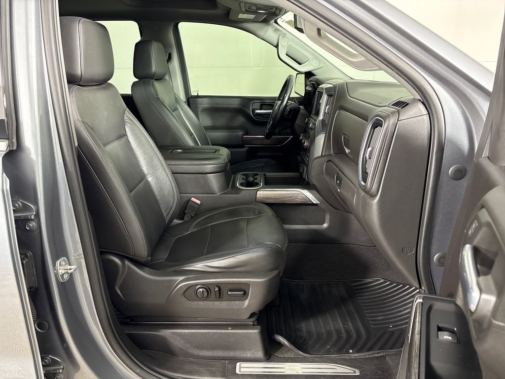 Used 2020 Chevrolet Silverado 1500 LTZ w/ LTZ Plus Package RWD image 6