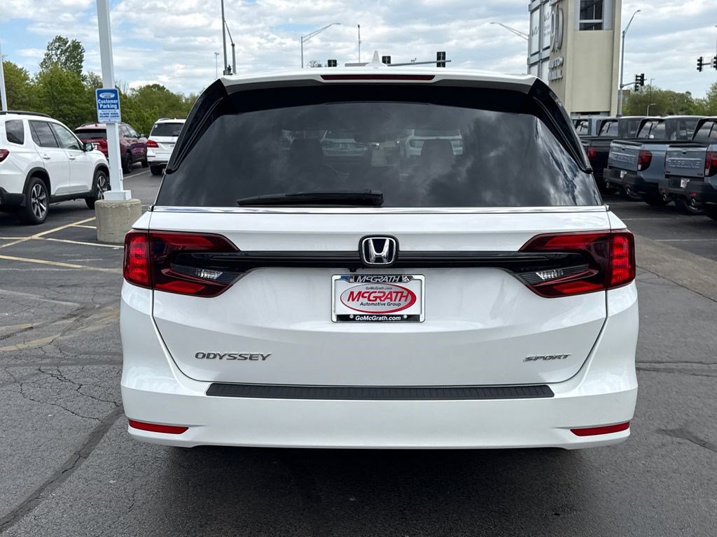 Certified 2023 Honda Odyssey Sport image 10