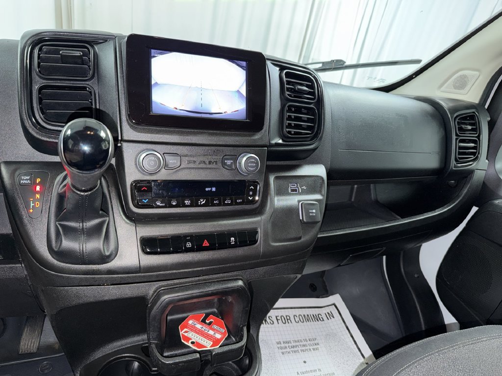 Used 2025 RAM ProMaster 2500 w/ U-Haul Equipment Group FWD image 24