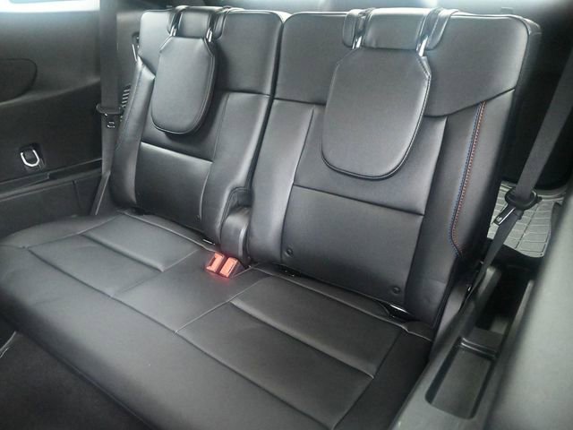 Used 2023 Ford Explorer ST w/ Technology Package image 9