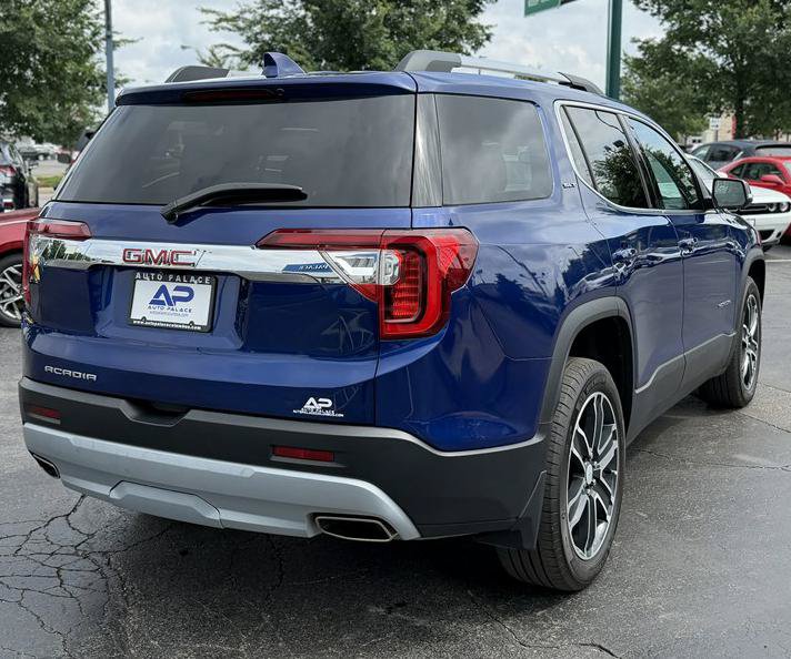 Used 2023 GMC Acadia SLT w/ Technology Package FWD image 6