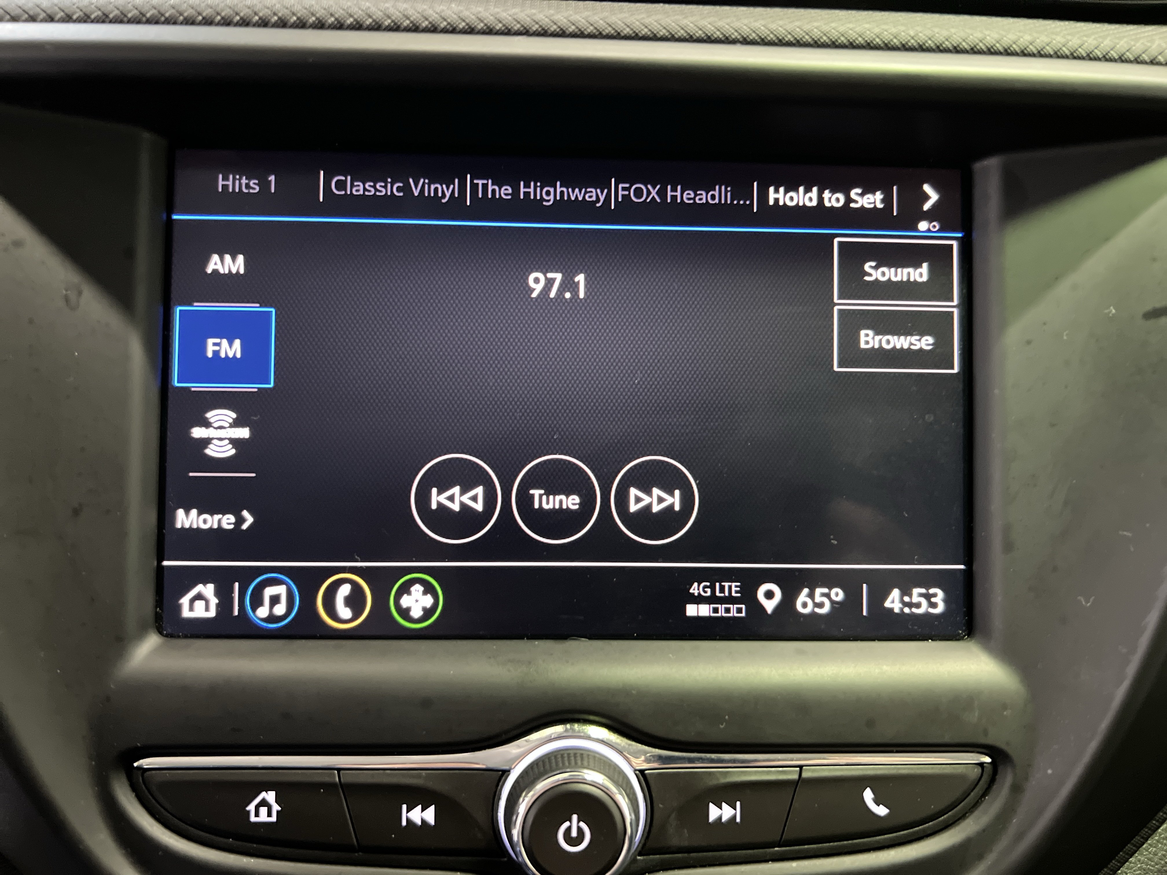 Used 2023 Chevrolet TrailBlazer LS FWD image 18