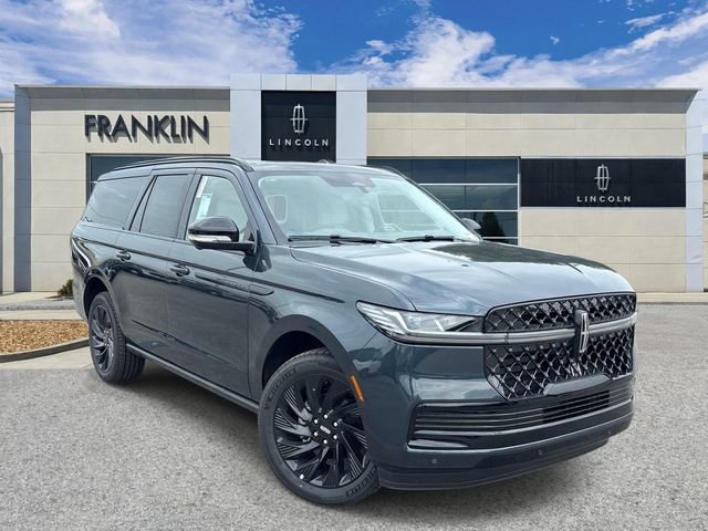 New 2026 Lincoln Navigator L Reserve w/ Jet Appearance Package