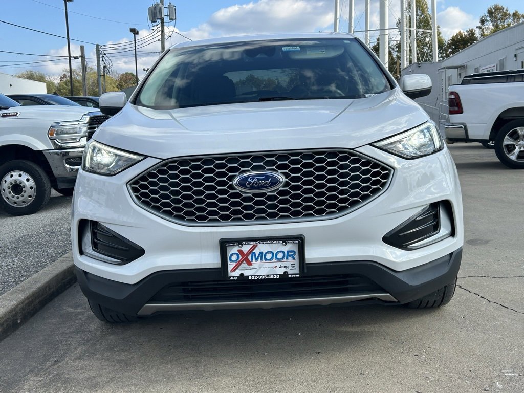 Used 2023 Ford Edge SEL image 3