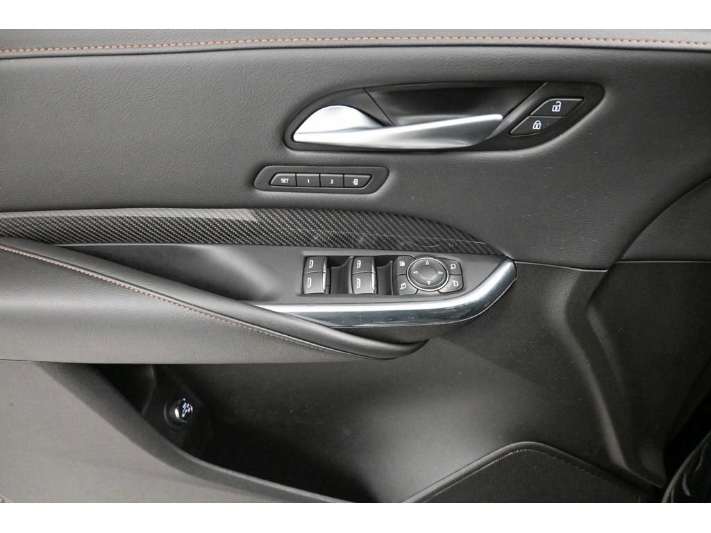 Used 2023 Cadillac XT4 Sport w/ LPO, ONYX Package image 8