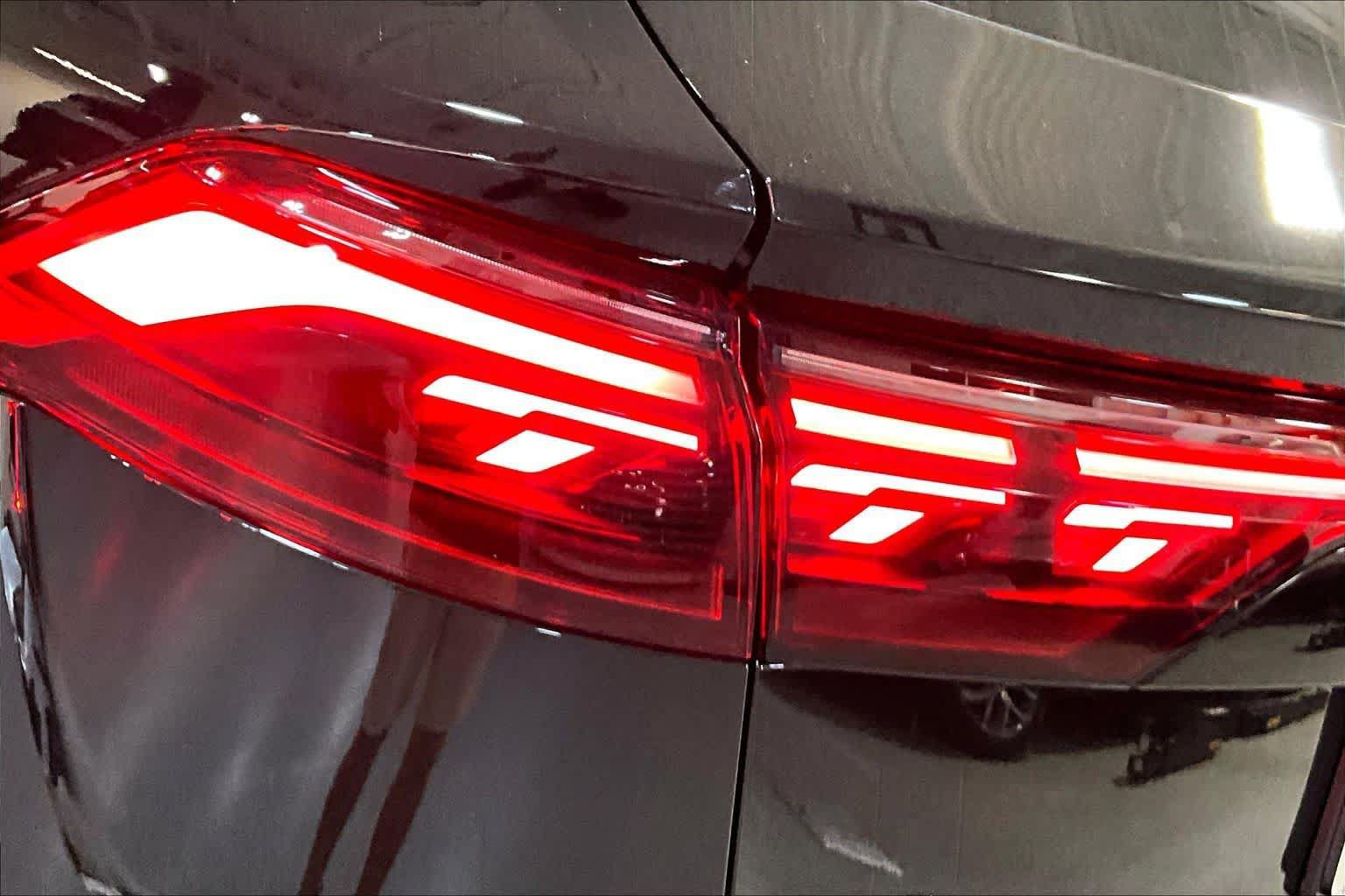 New 2027 Audi Q8 Prestige AWD/4WD image 14