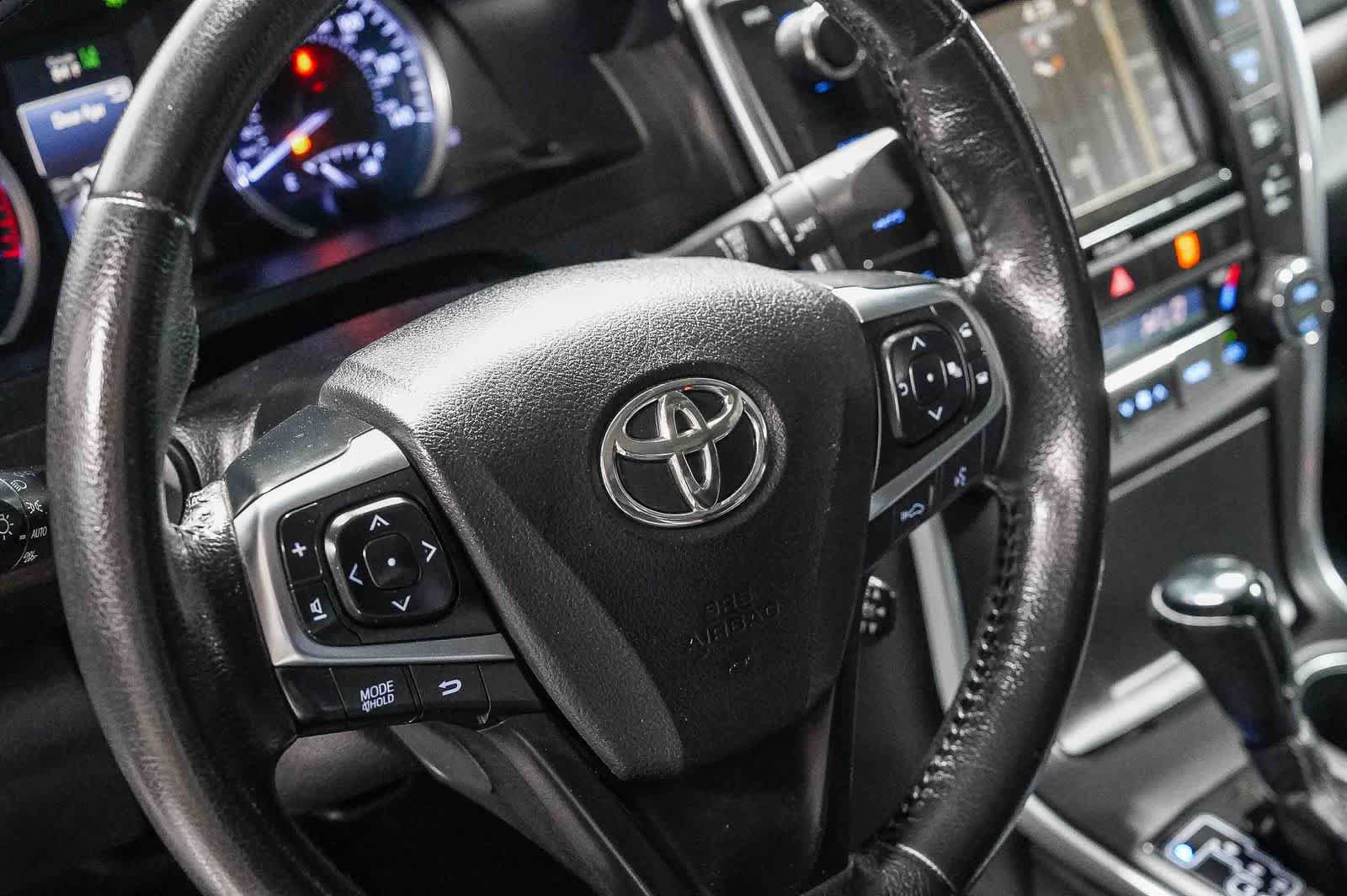 Certified 2016 Toyota Camry XLE w/ Advanced Technology Package FWD image 21