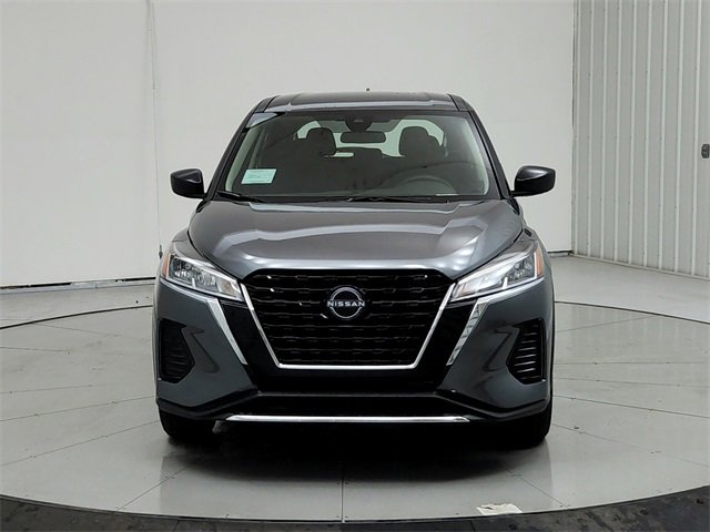 New 2025 Nissan Kicks Play S image 2