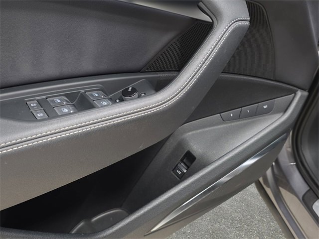 Used 2020 Audi e-tron Premium Plus image 28