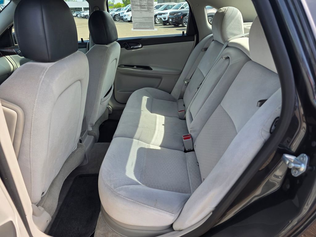 Used 2012 Chevrolet Impala LT FWD image 12