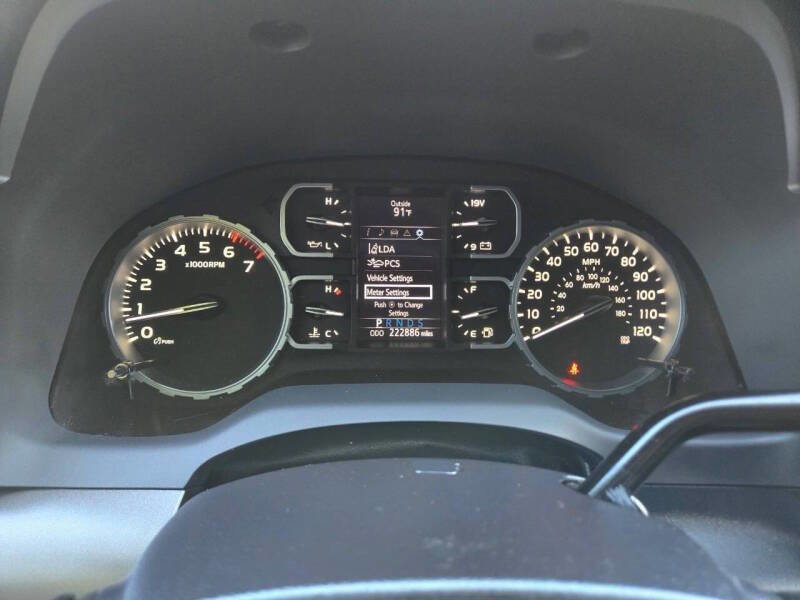 Used 2018 Toyota Tundra SR5 image 17