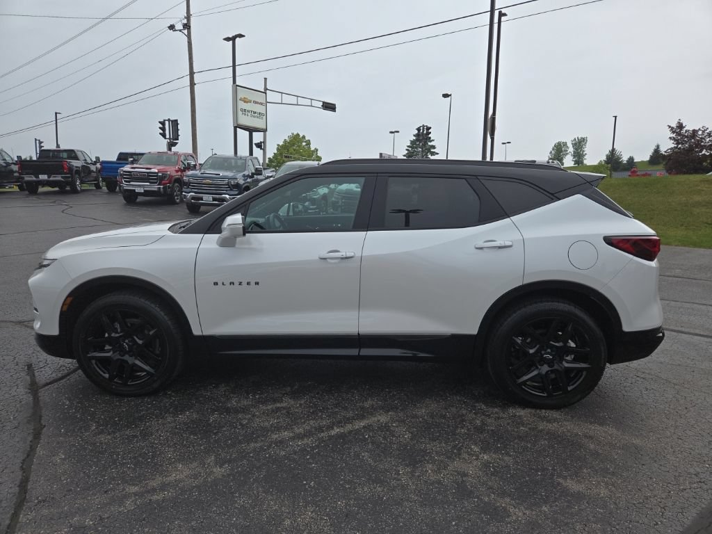 Certified 2023 Chevrolet Blazer RS w/ Driver Confidence II Package AWD/4WD image 6