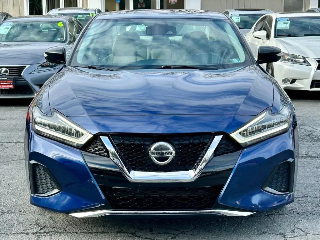 Used 2020 Nissan Maxima 3.5 SV w/ Floor Mat Group FWD image 3