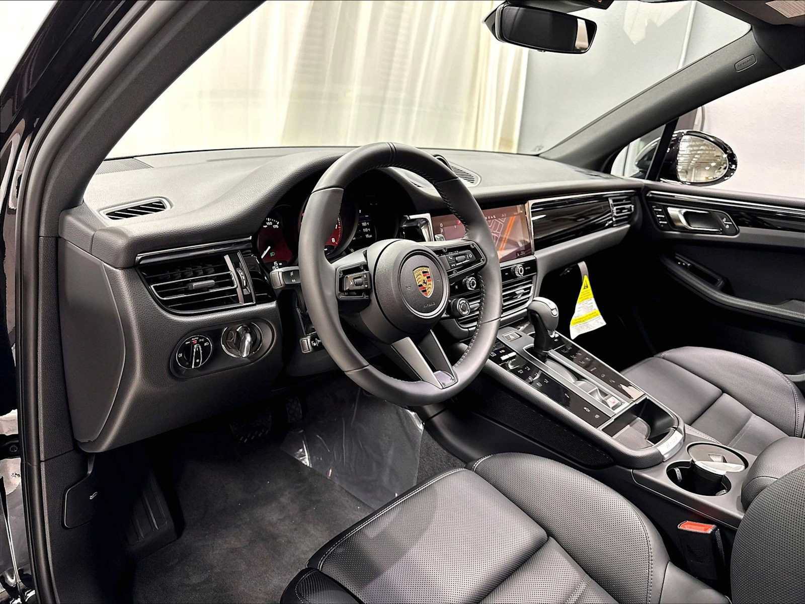 New 2026 Porsche Macan S AWD/4WD image 4