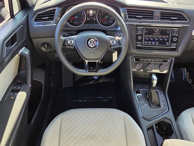 Used 2020 Volkswagen Tiguan S image 11