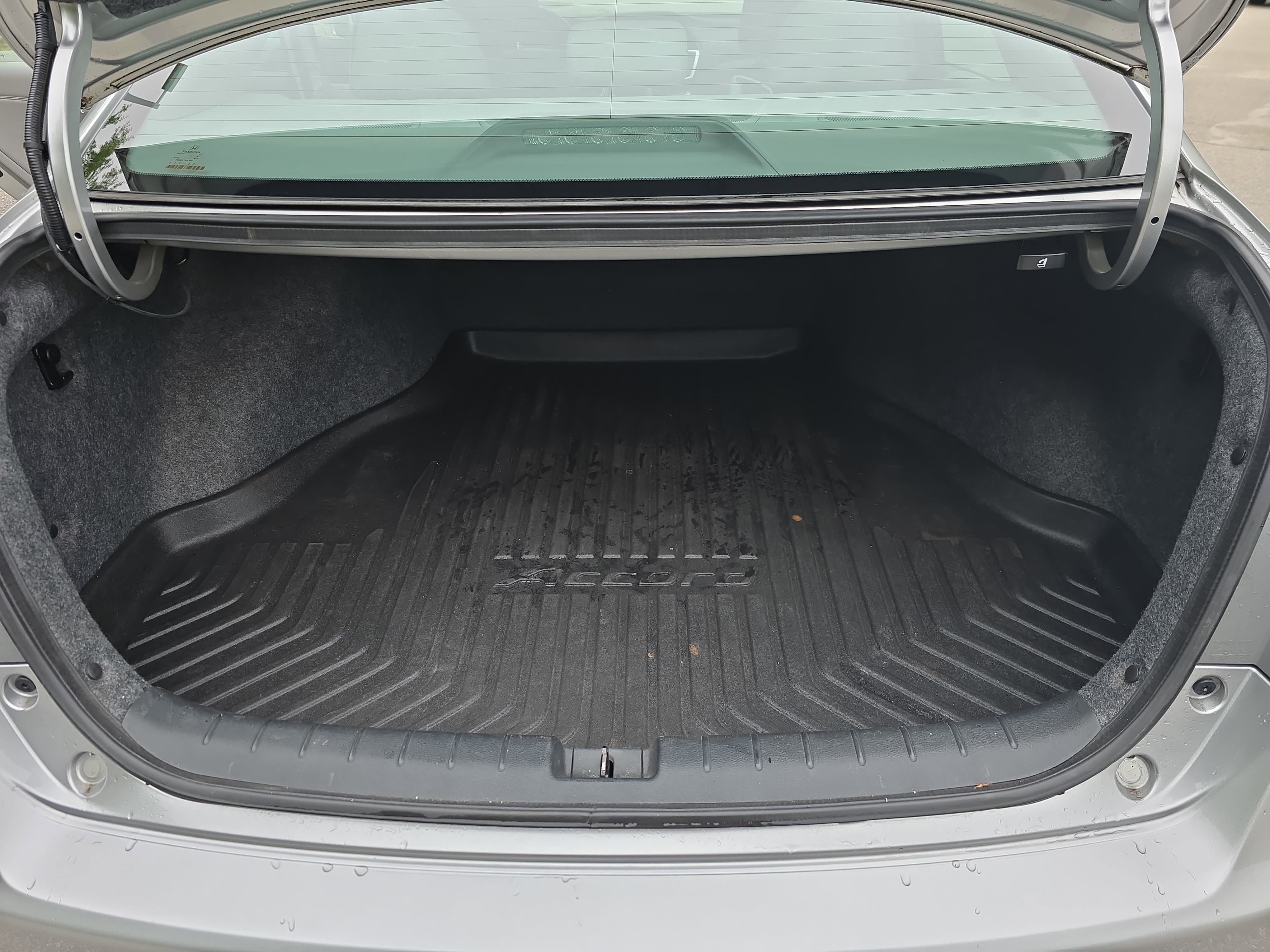 Used 2015 Honda Accord EX-L image 13