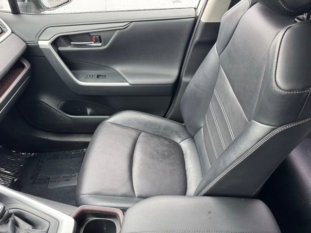 Used 2019 Toyota RAV4 Limited w/ Cold Weather Package image 21