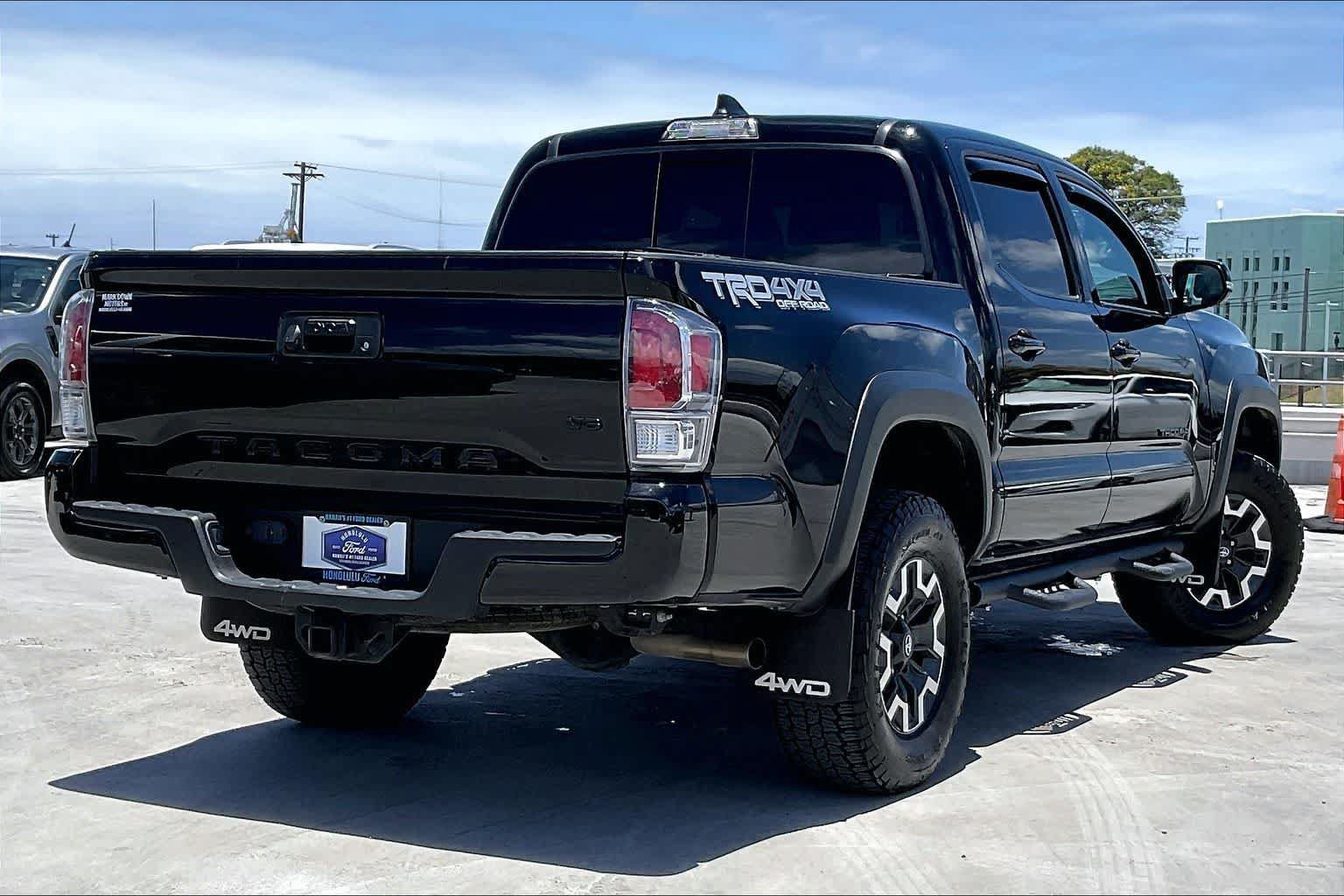 Used 2023 Toyota Tacoma TRD Off-Road AWD/4WD image 22